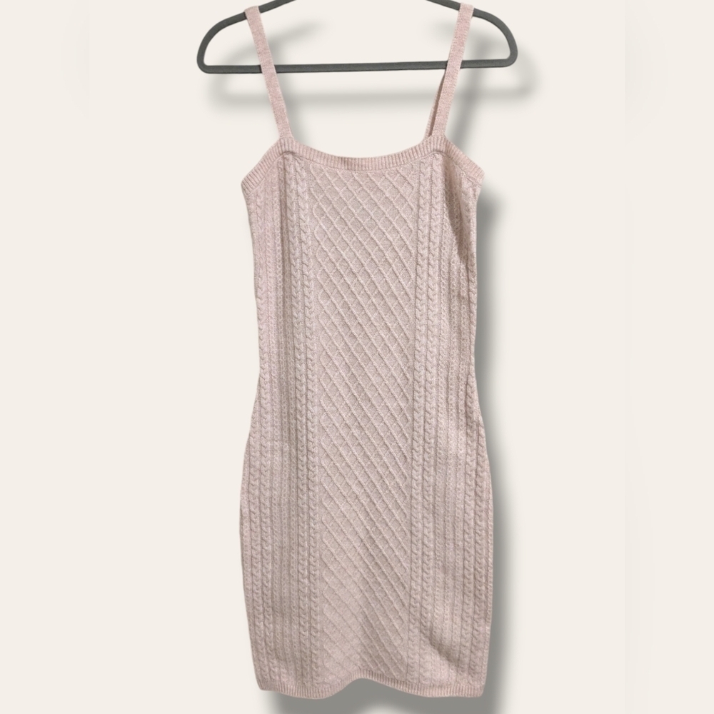 House Of Harlow Pastel Pink Sleeveless Bodycon Cable Knit Sweater Dress Romantic